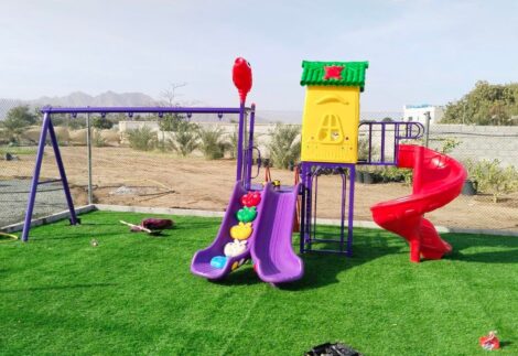 Outdoor Playset with 2 Slides & 3 Swings – Classic Outdoor Fun – Size 480x285x260 cm