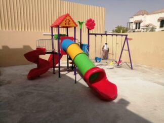 Outdoor Playground Toy with 3 Swings, 2 Slides & Basketball Net – All-in-One Playset – Size 630x578x305 cm