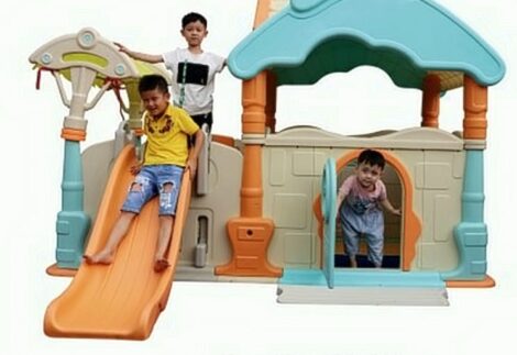 Plastic Kids Playhouse with Slide & Ball Pool – Indoor & Outdoor Toy – Size: 290×275×205 cm