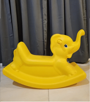 SINGLE PLASTIC ROCKER SIZE ;68X30X43CM