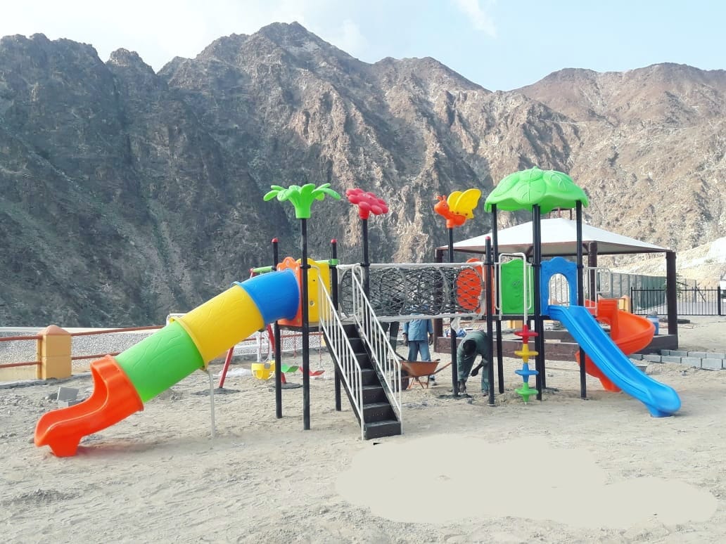 Big Outdoor Playground Set – 3 Slides & 3 Swings – Heavy Duty Design – Size 830x660x330 cm