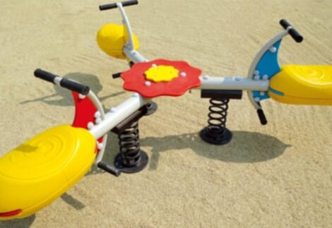 Outdoor Playground Plastic Spring Rocker Toy – 3-Person Ride-On – Size: 220×220×105 cm