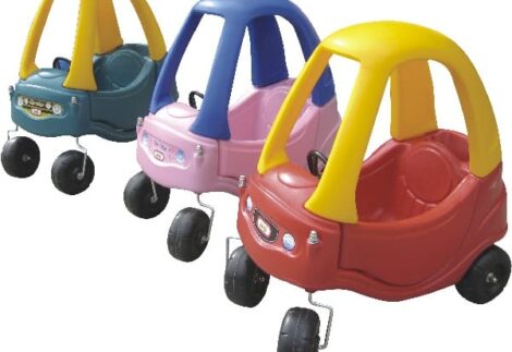 Plastic Ride-On Car with Wheels – Indoor & Outdoor Fun Vehicle – Size: 82×44×82 cm