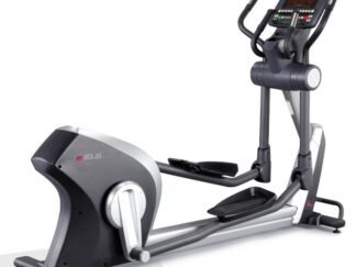 FREEMOTION Commercial  ELLIPTICAL E 10.6 LED