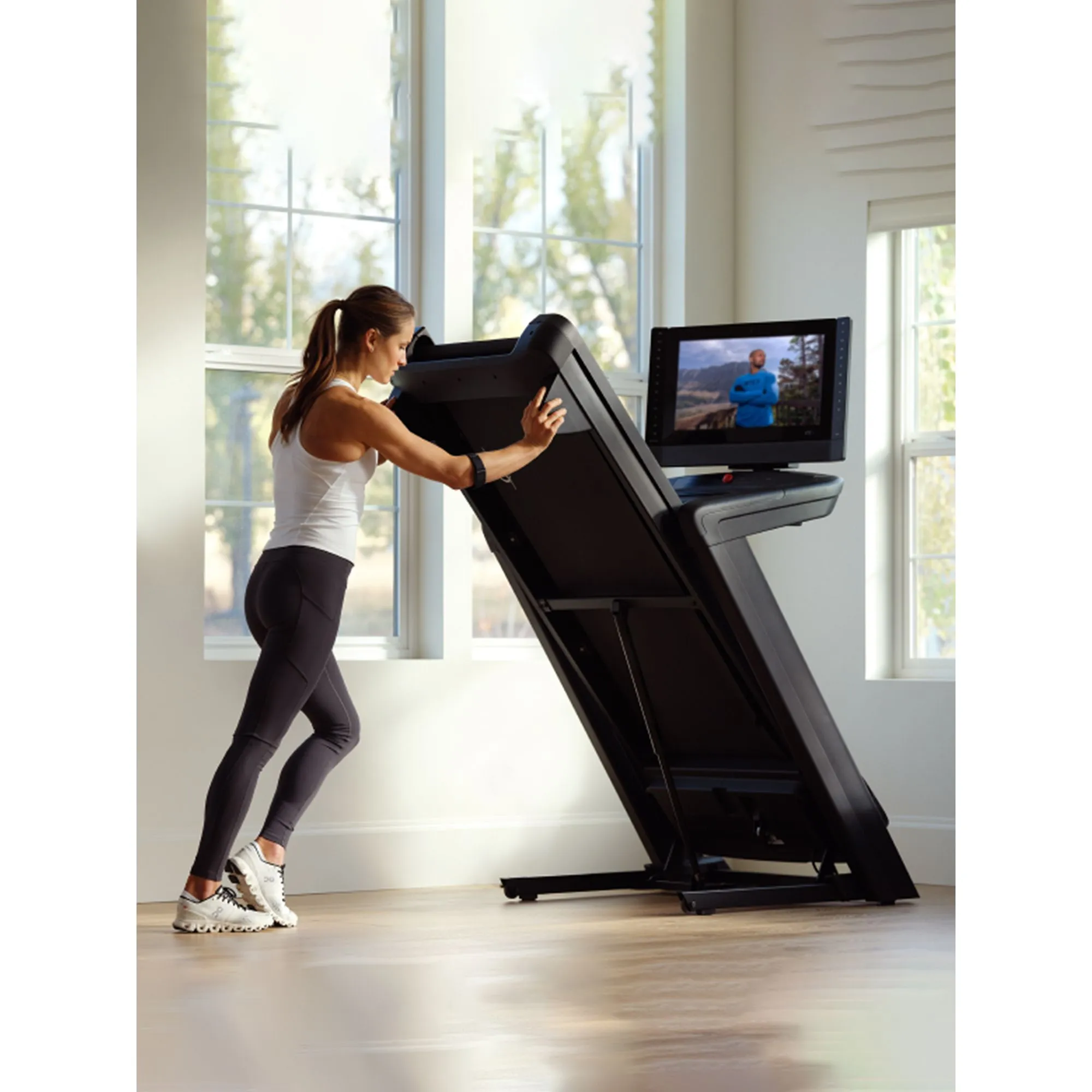 NORDICTRACK TREADMILL COM 2450 - Image 2
