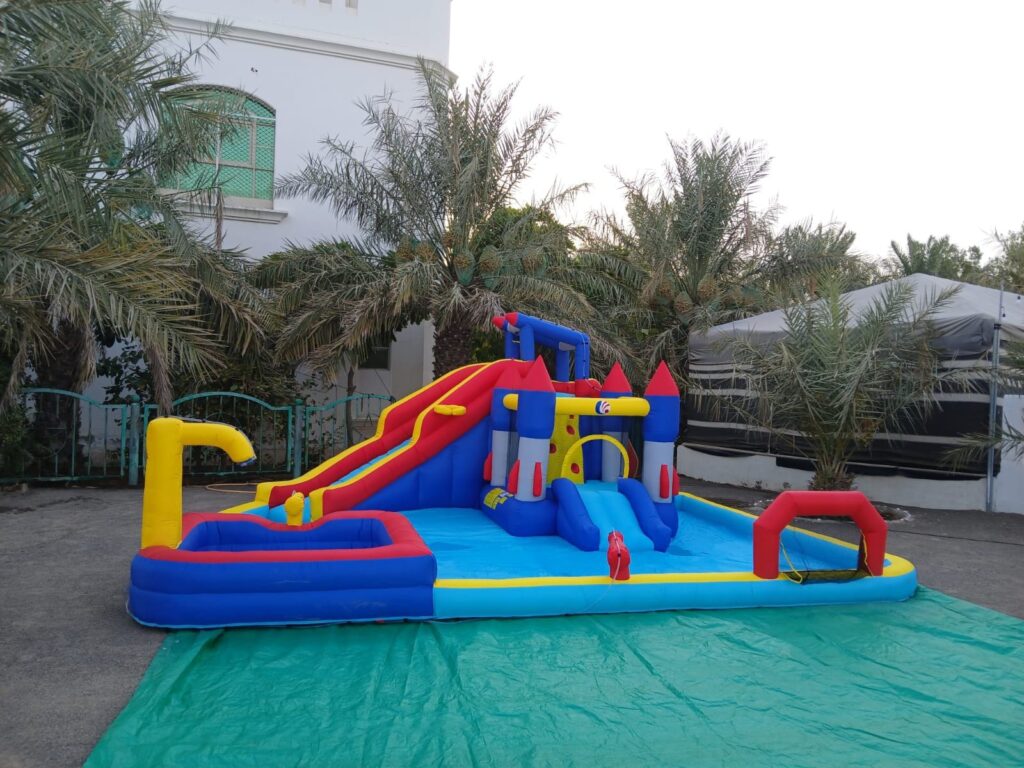Inflatable Water Slide & Obstacle Course - Heavy-Duty - Size: 576×520×247 cm