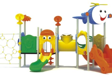 Outdoor Heavy Duty Playground Set for Kids – 3 Slides, 3 Swings & Climbing Net – Size: 630x415x410 cm