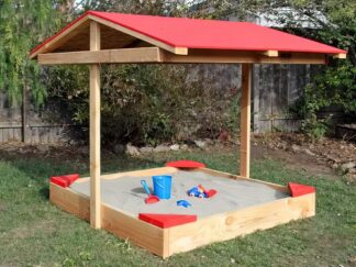 House-shaped sandbox without drawer