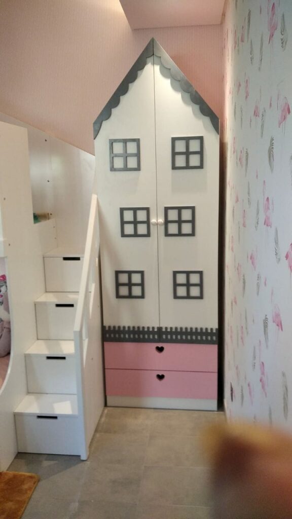 Dream House Kids' Wardrobe