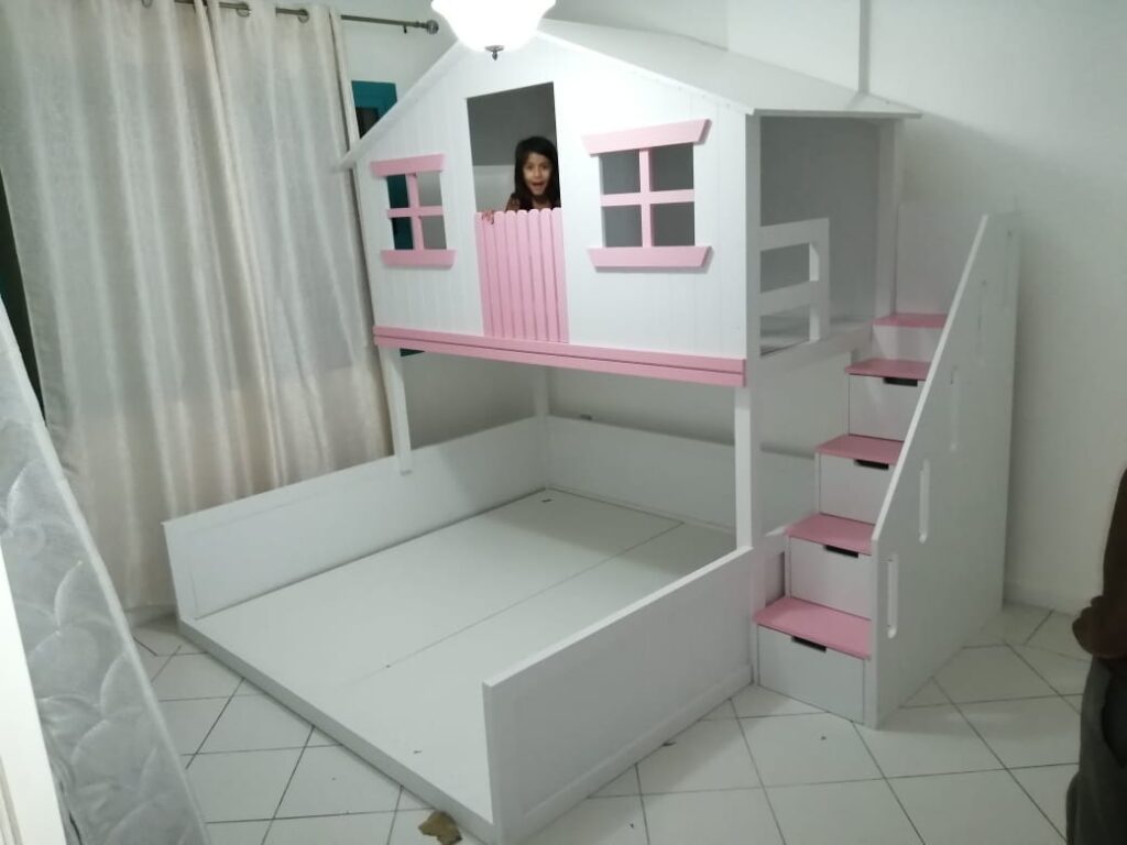 The house's bed consists of two floors, a ground and upper bed, and a side stair
