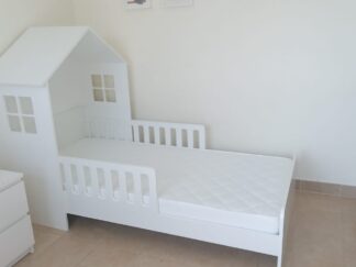 Cozy Cottage Kids Bed