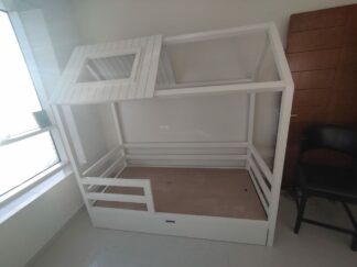 Bed with horizontal rails and storage drawer with roof window