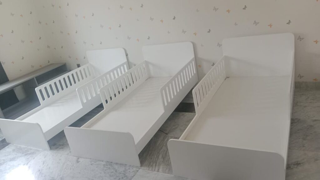 Bed with barriers