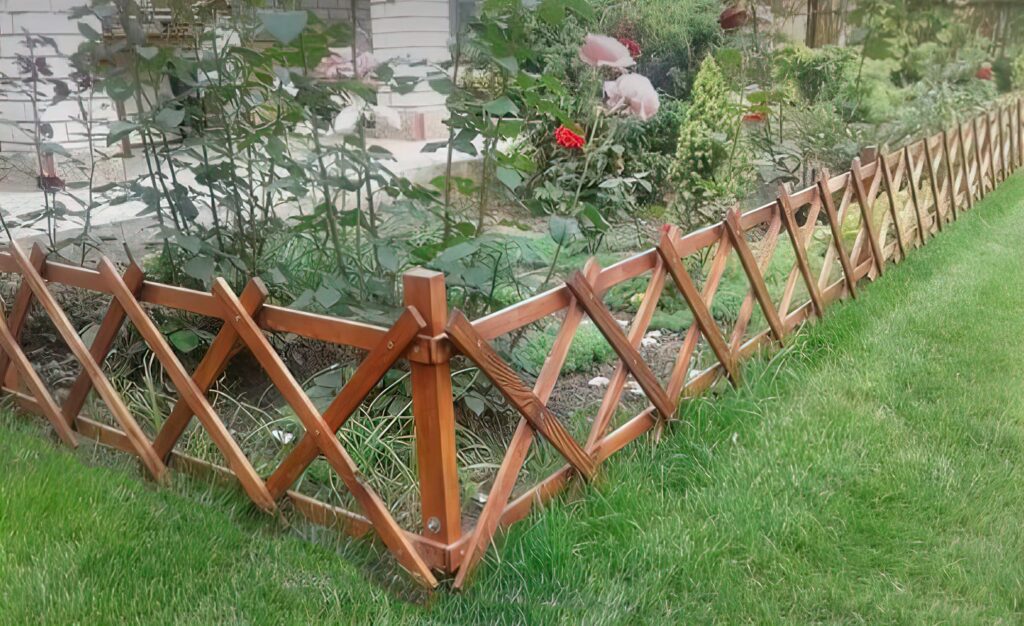 Woodland Border
