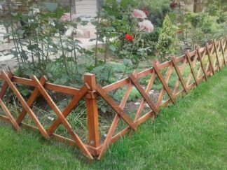 Woodland Border