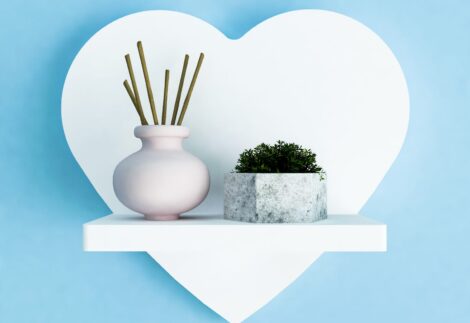 Heart Wall Shelf