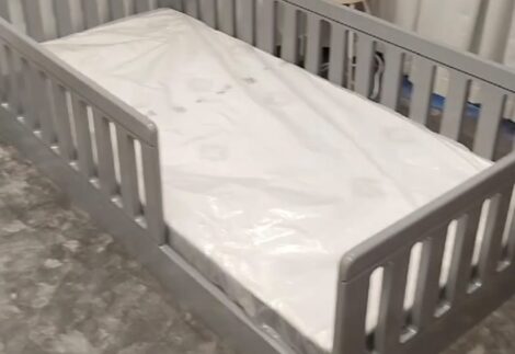 MONTESSORI , FLOOR BED