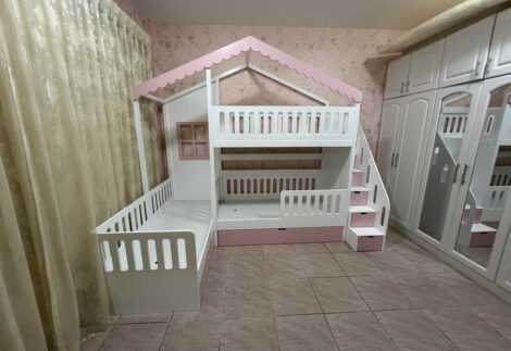 Bunk bed