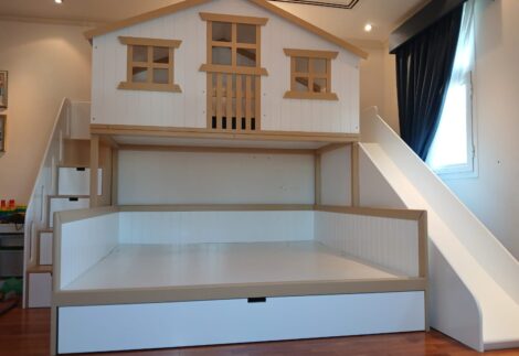 Bunk bed