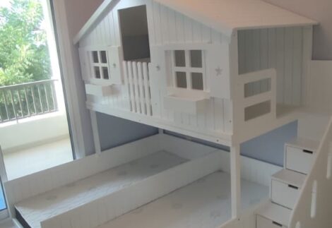 BUNK BED