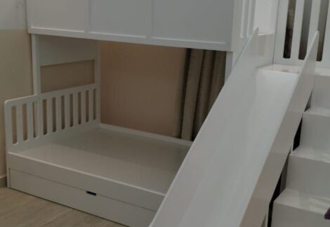 BUNK BED