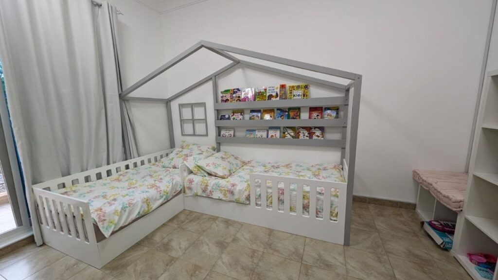 L SHAPE BED (2 colours)
