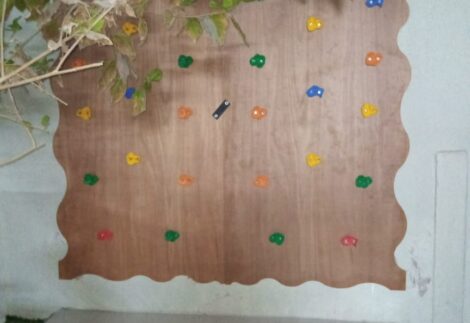 OUTDOOR CLIMPING WALLS