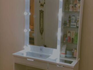 Royal Dresser