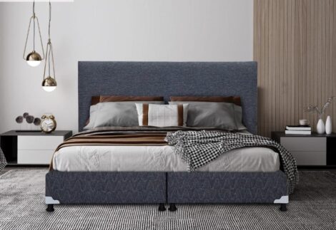 UPHOLSTERED BED