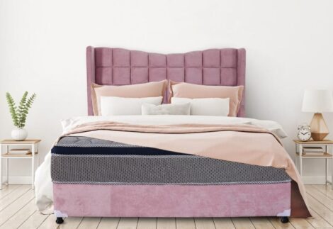 UPHOLSTERED BED