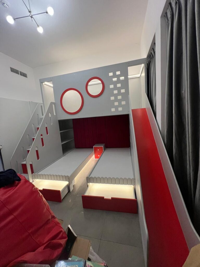Bunk bed, loft play area, side stairs and slide