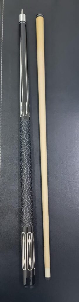 Billiard table cue
