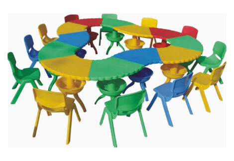 Indoor & Outdoor Use Plastic School Kindergarten Furniture Scallop Table Freely Combined Suitable for Playgrounds and Classrooms, Size: 220x210x50 cm